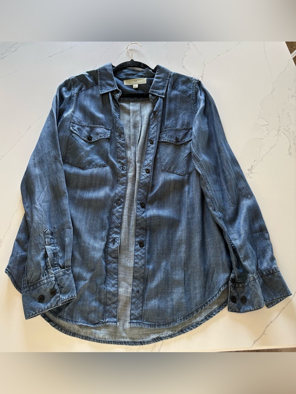 Women’s Thread & Supply denim size small button down